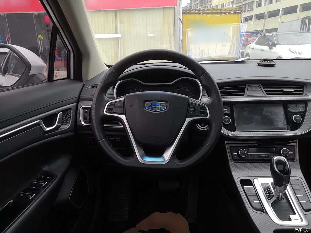 Geely Emgrand, 2018 11