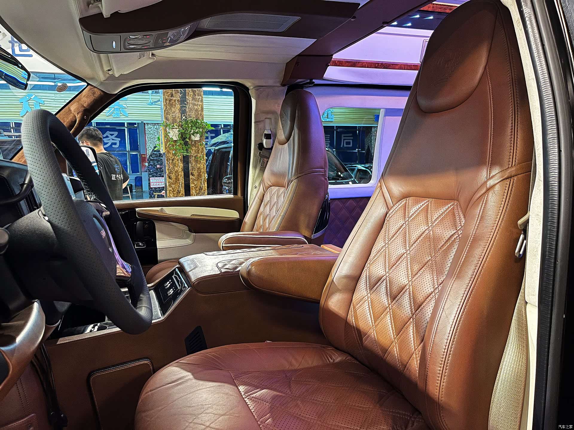 GMC SAVANA, 2016 16