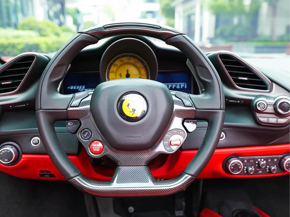 Ferrari 488
