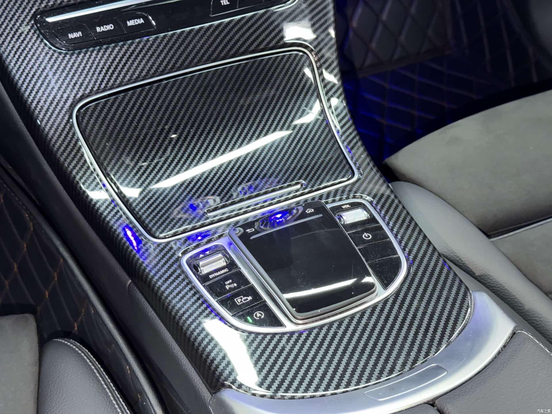 Mercedes-Benz C-Class, 2019 14