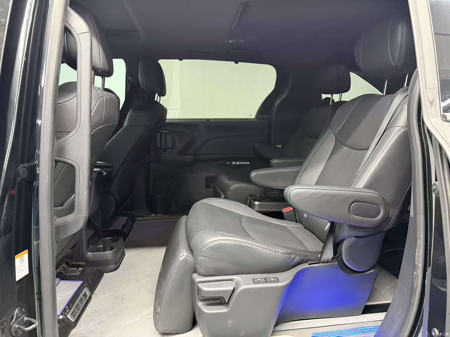 Toyota Sienna, 2024 6