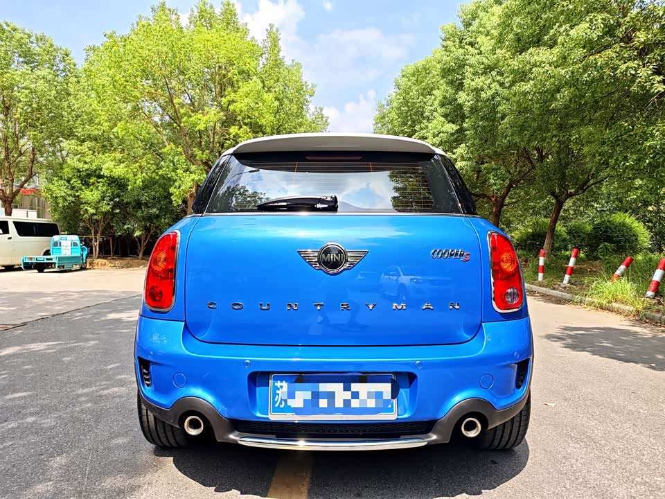 MINI COUNTRYMAN