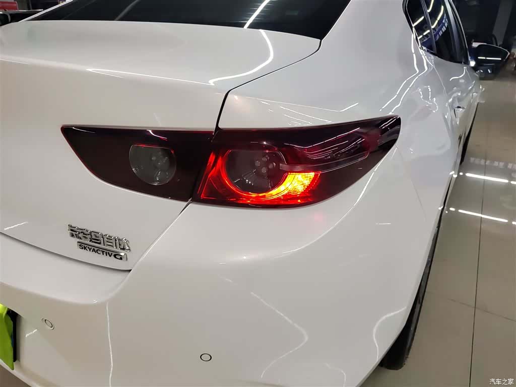 Mazda Mazda3, 2025 8