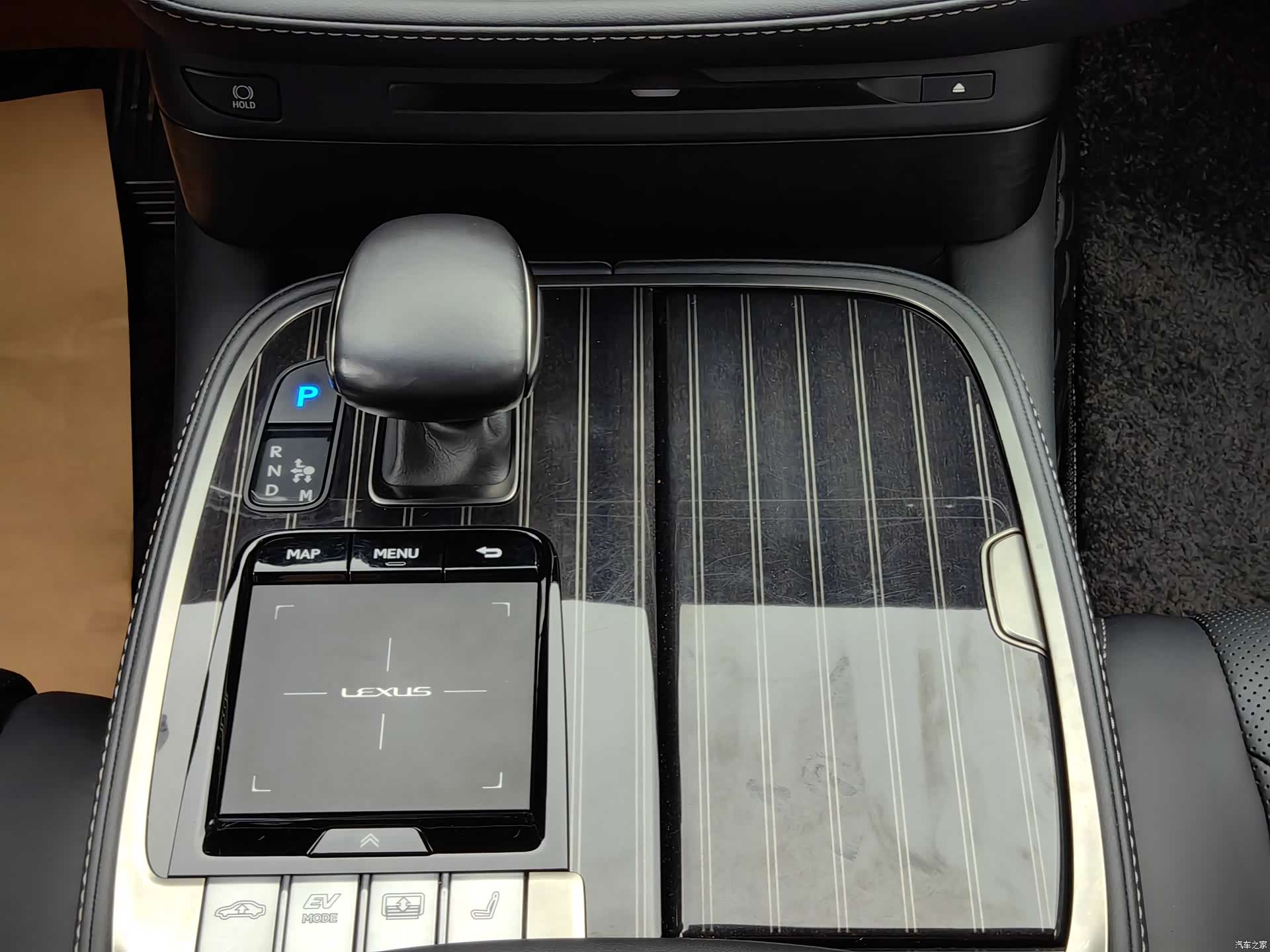 Lexus LS, 2019 16
