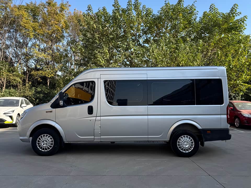 Dongfeng Yufeng Yufeng