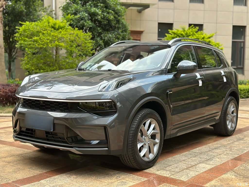 Lynk & Co 01, 2023 1