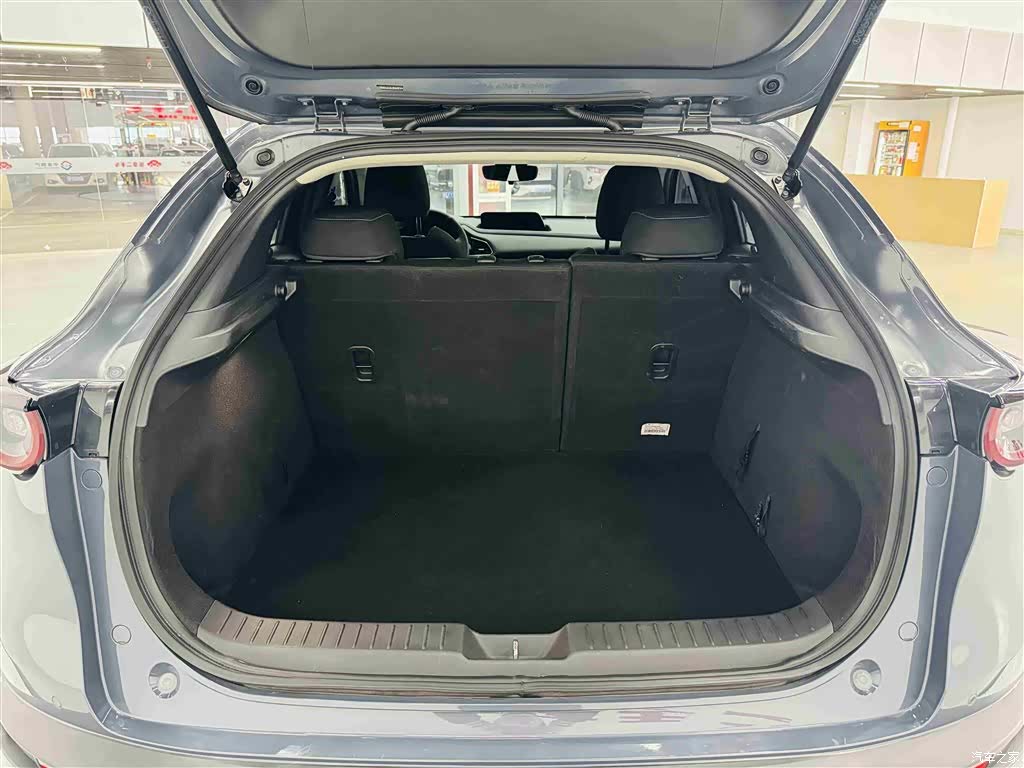 Mazda CX-30, 2020 21
