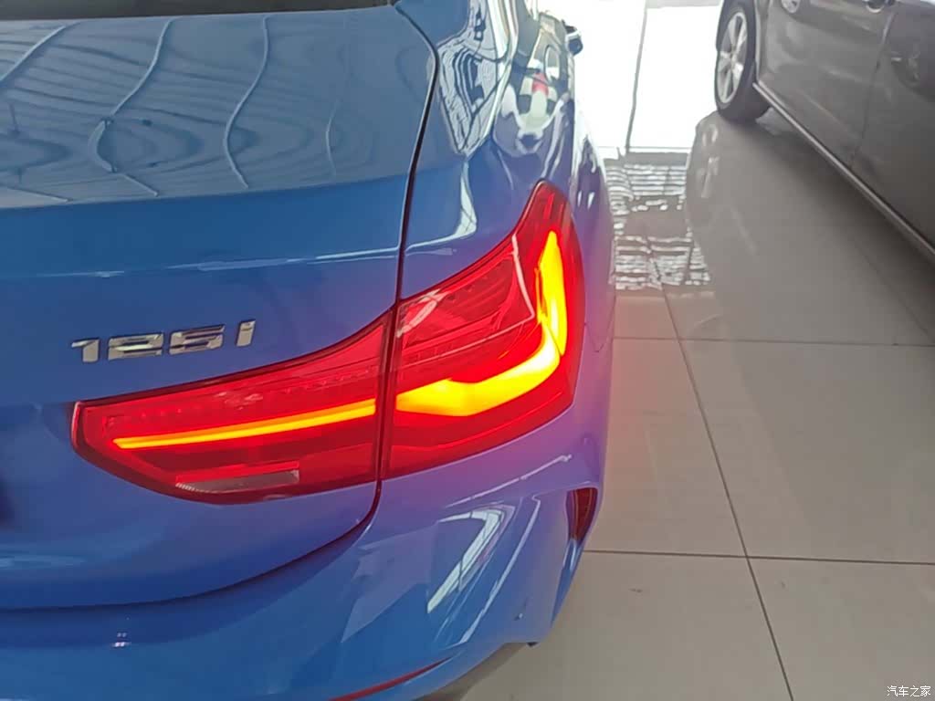 BMW 1 Series, 2022 8