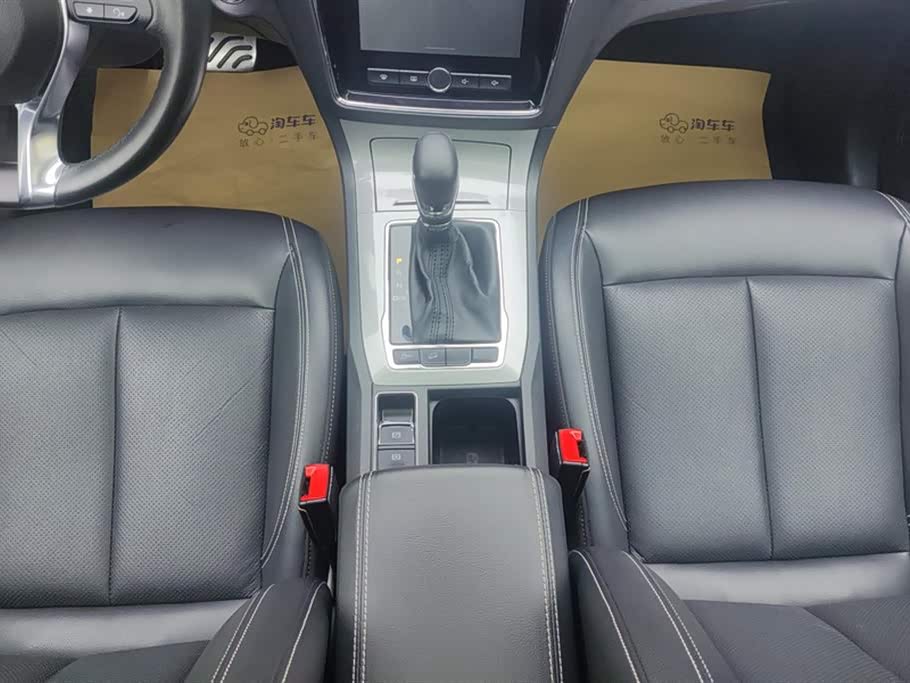 Roewe RX5 Roewe RX5
