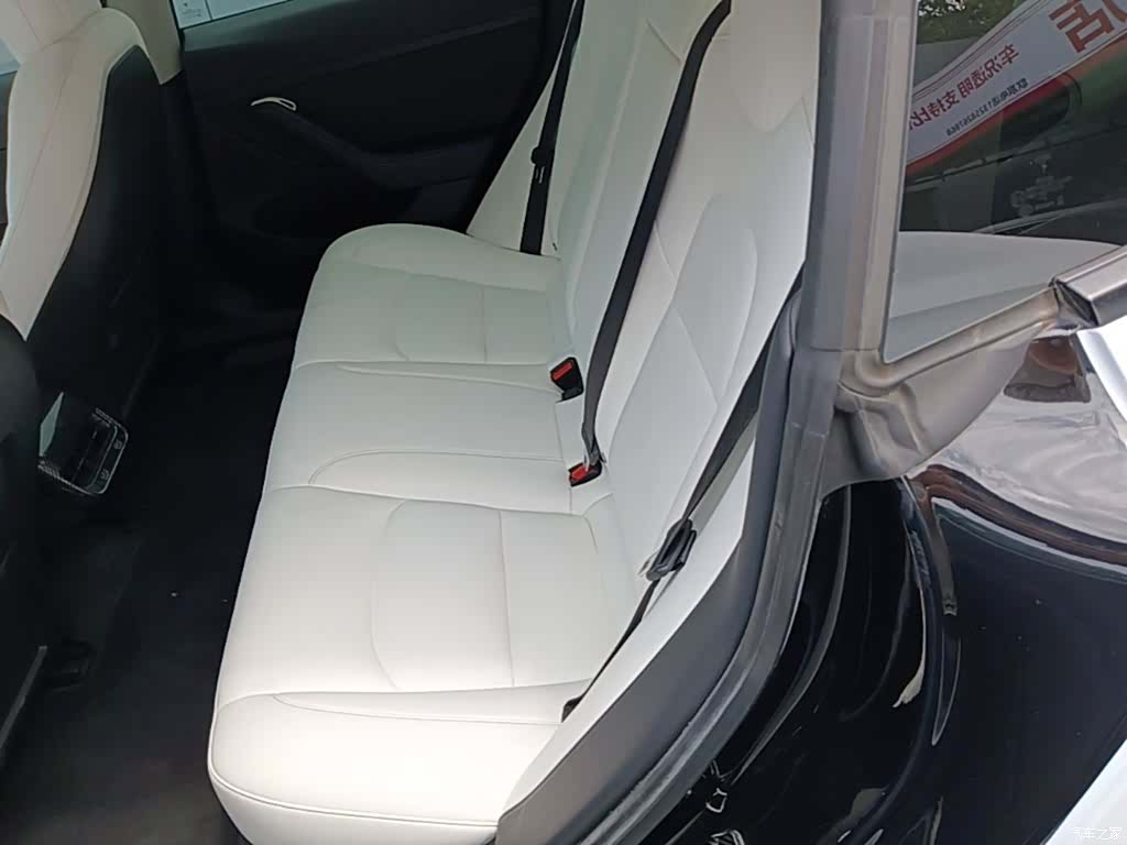 Tesla Model 3, 2021 17