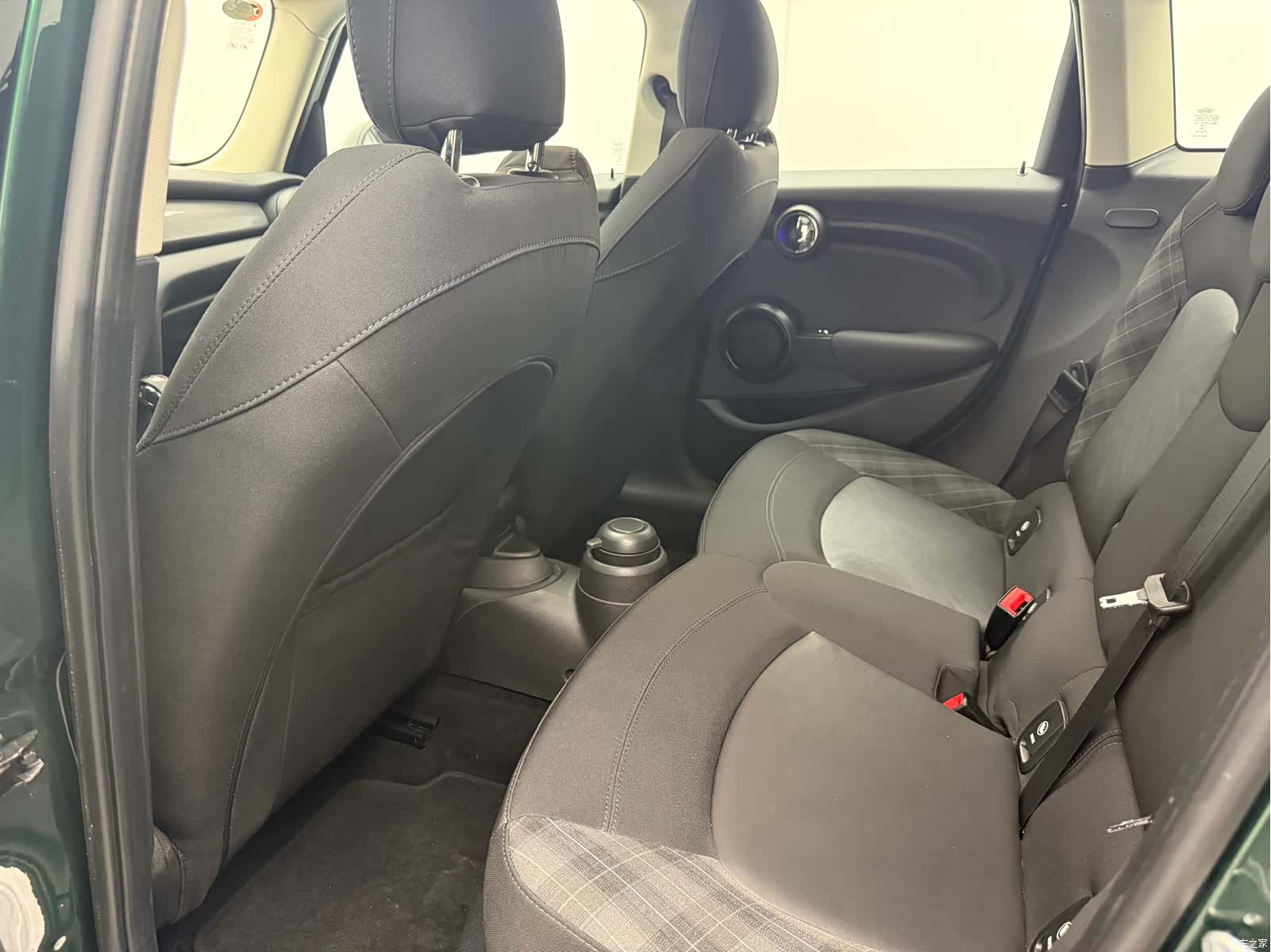 Mini Cooper, 2017 24