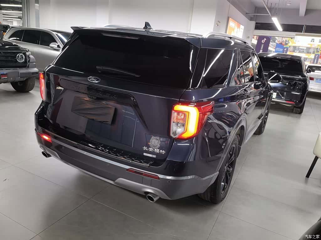 Ford Explorer, 2021 все фото