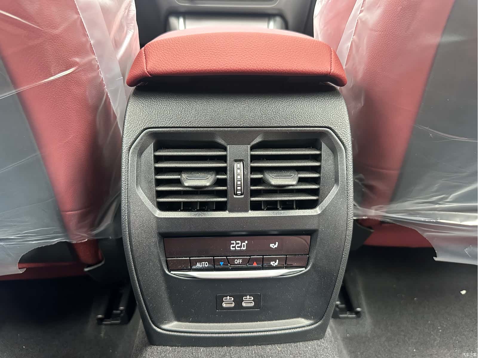 BMW 4 Series, 2026 15