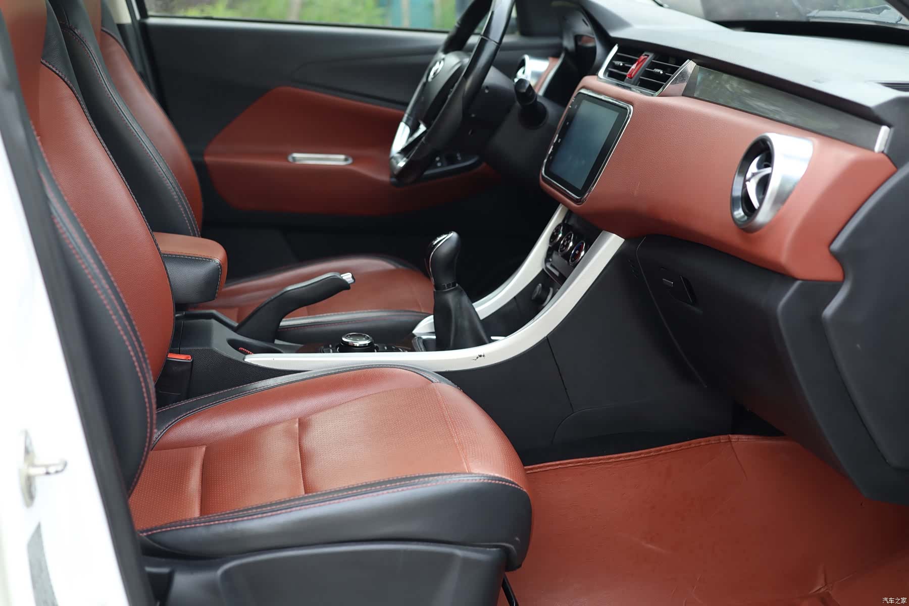 BAIC S3, 2017 29
