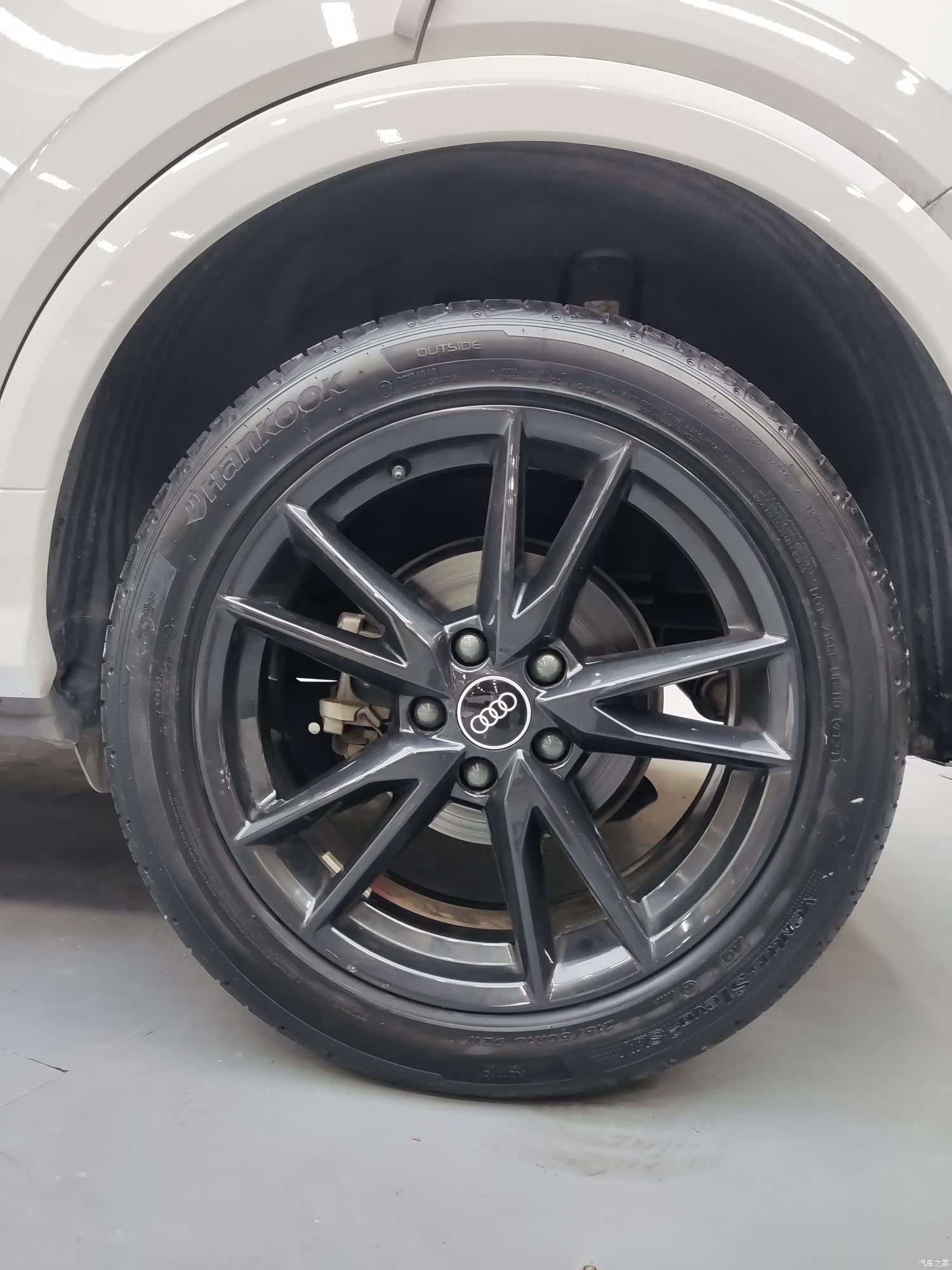 Audi Q2L, 2021 13