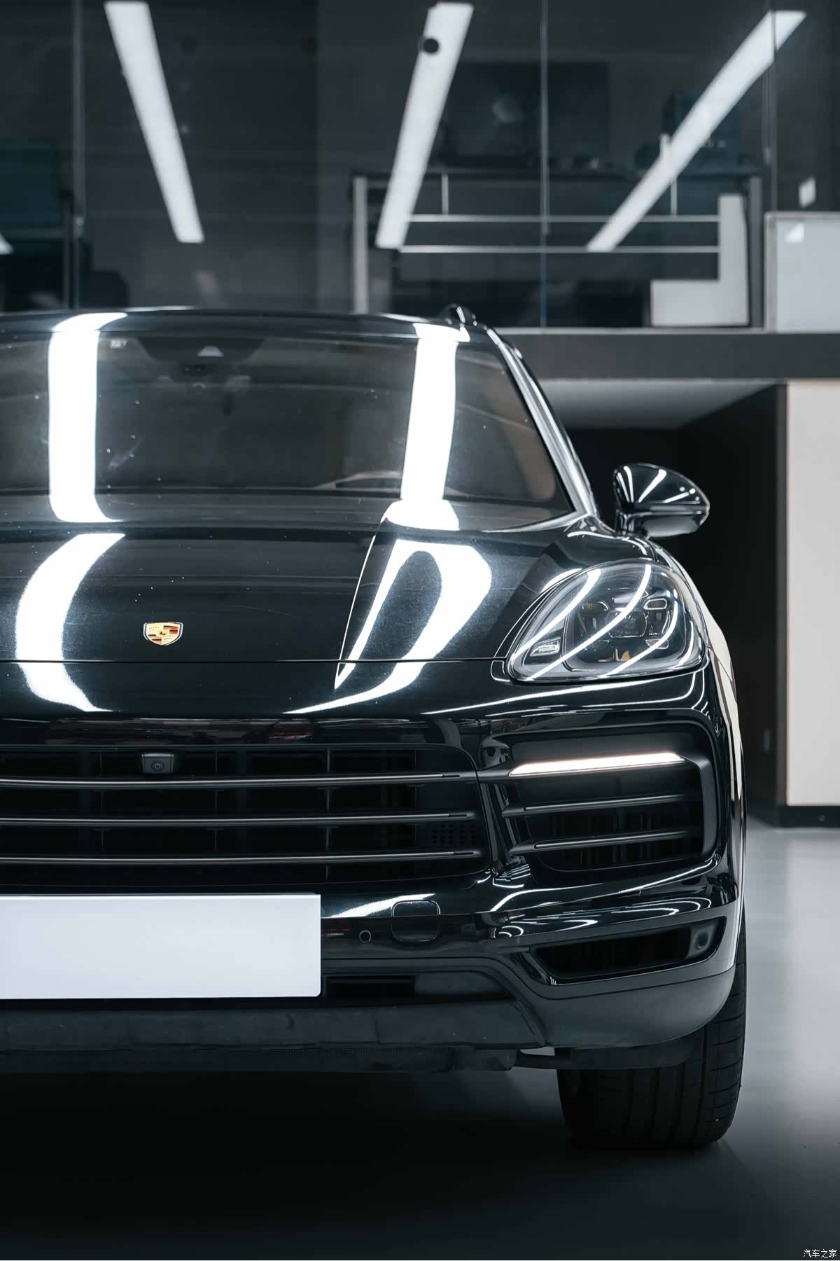 Porsche Cayenne, 2023 все фото