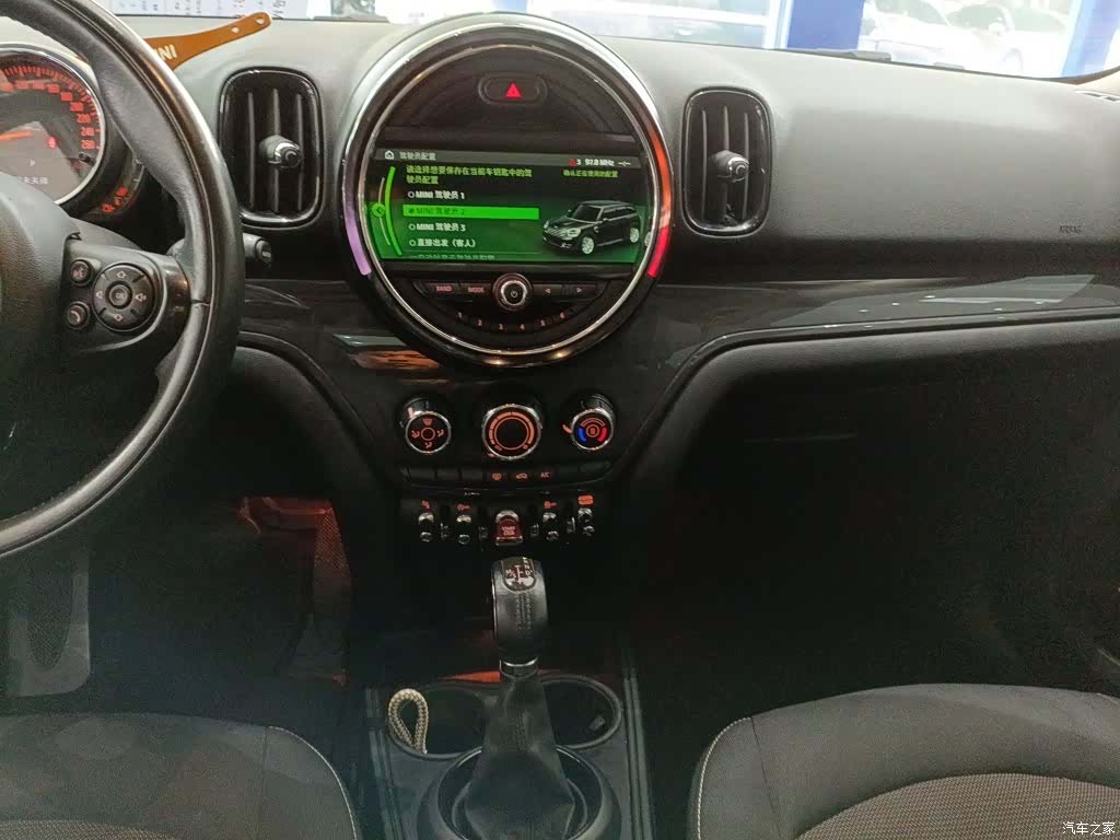 Mini Countryman, 2019 все фото