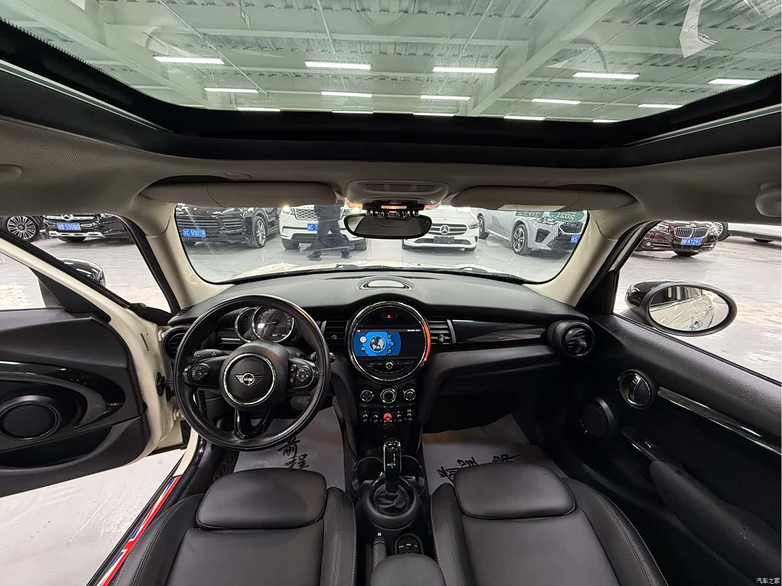 Mini Cooper, 2020 9