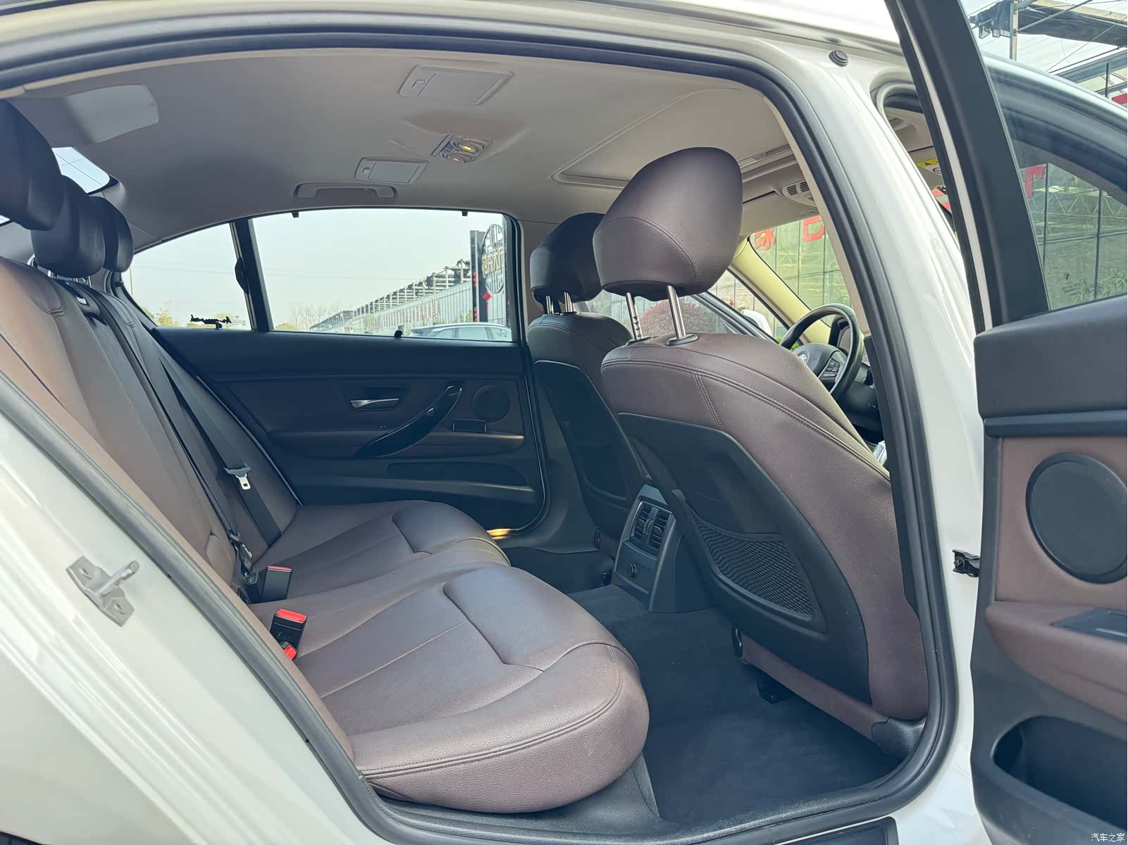 BMW 3 Series, 2018 8