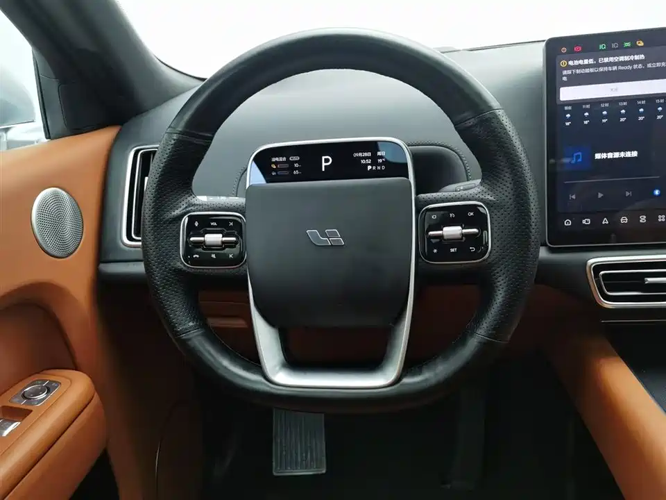 Li Auto Ideal L8