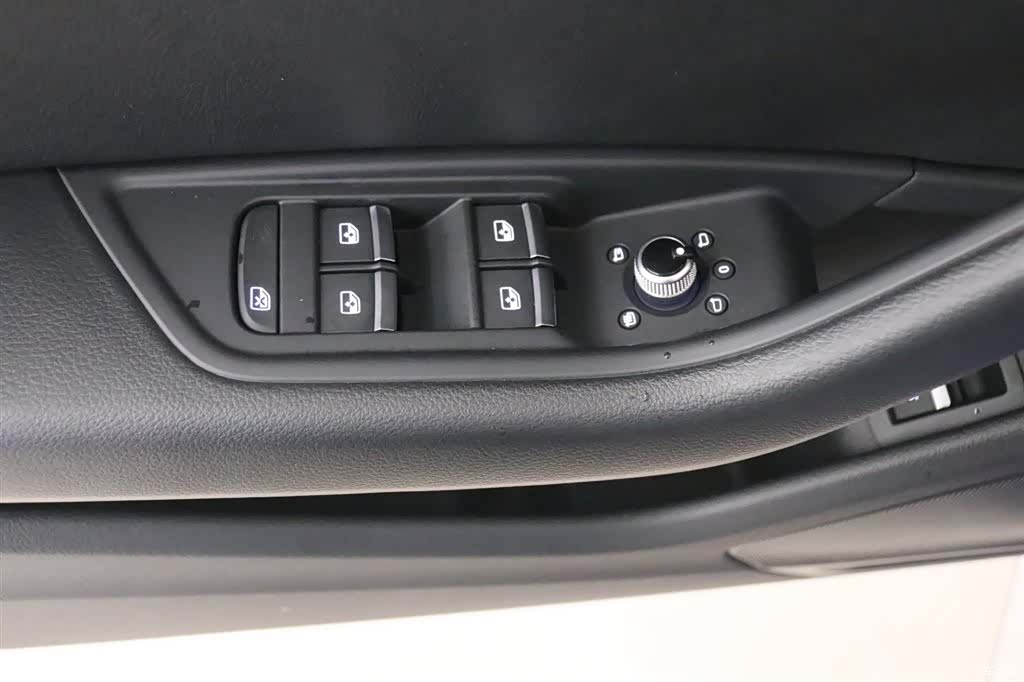 Audi A4L, 2020 12