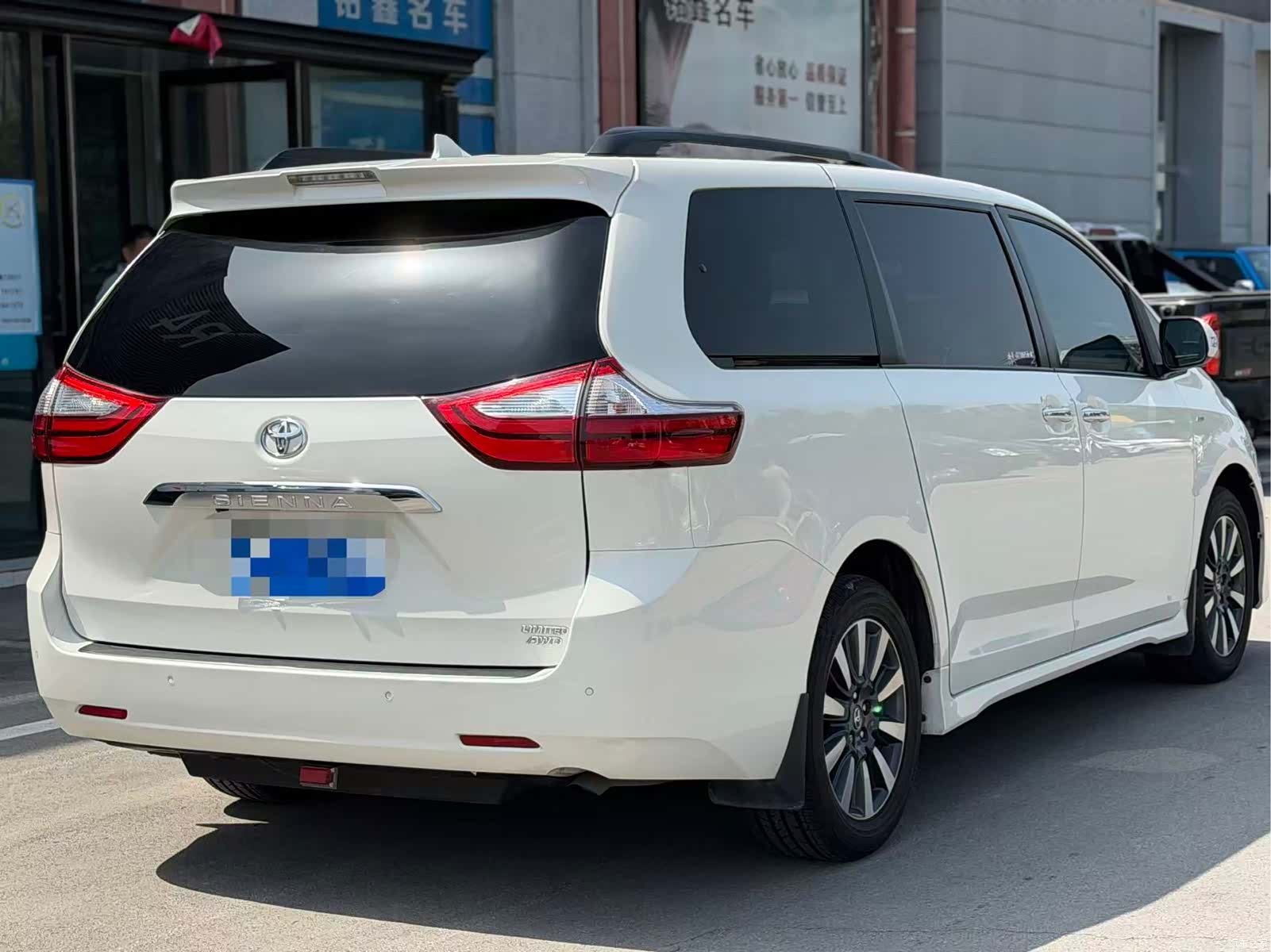 Toyota Sienna, 2019 4