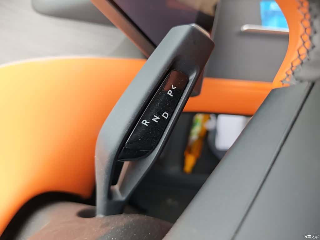 Xiaomi YU7, 2025 14