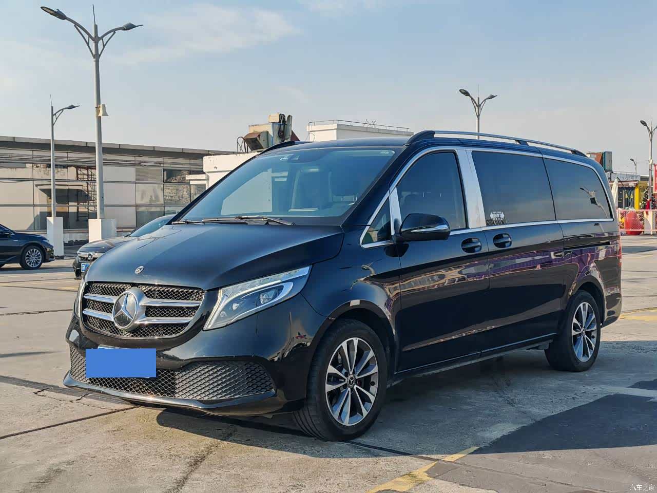 Mercedes-Benz V-Class