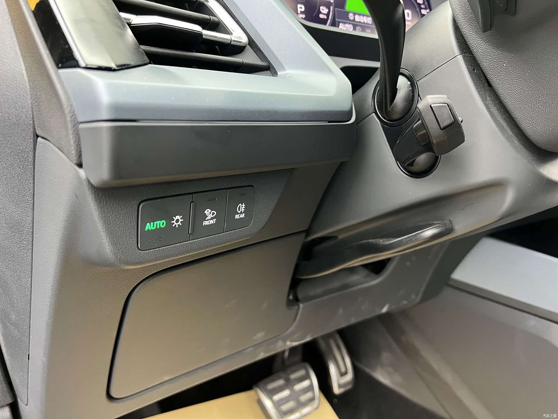Audi Q5 e-tron, 2022 6