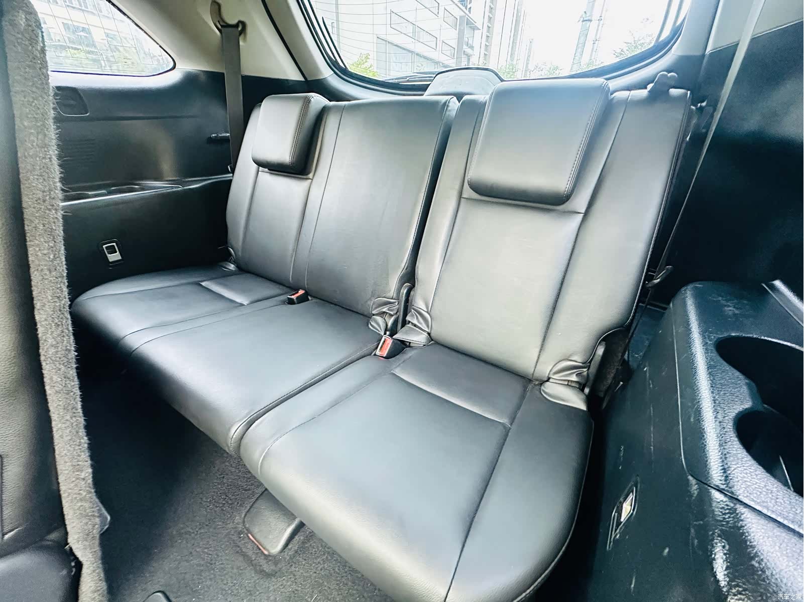 Toyota Highlander, 2016 17