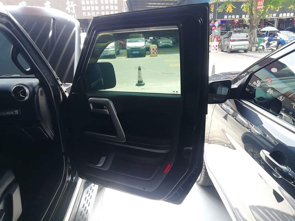 Beijing BJ40 Beijing BJ40