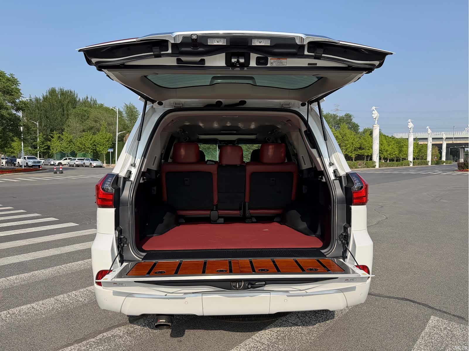 Lexus LX, 2019 12