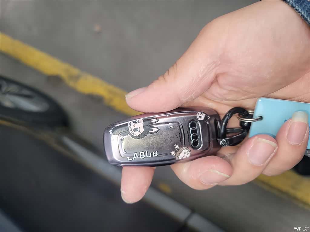 Audi Q4 e-tron, 2023 9