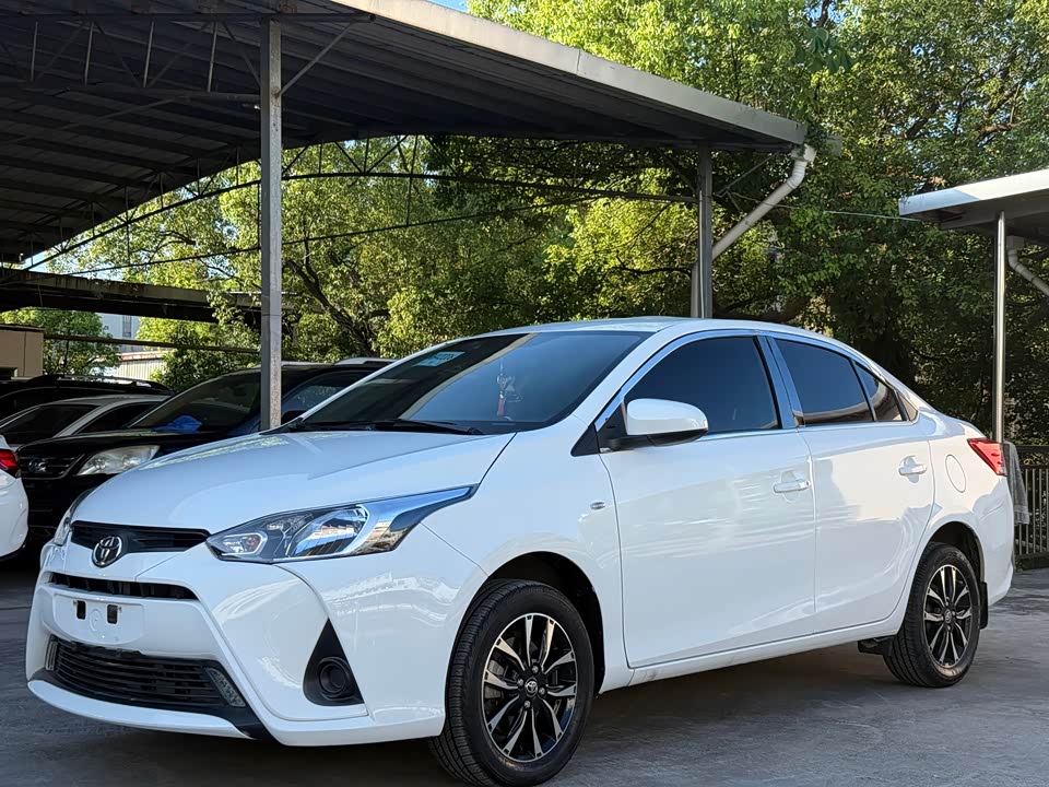 Toyota YARiS L to enjoy Toyota YARiS L to enjoy