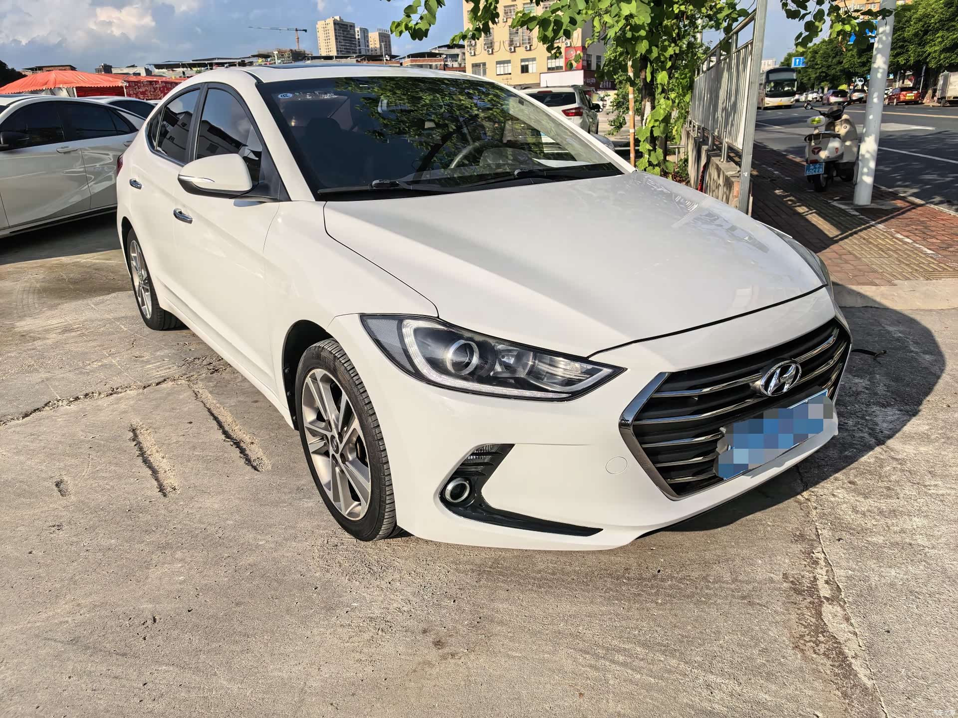 Hyundai 15, 2019 3