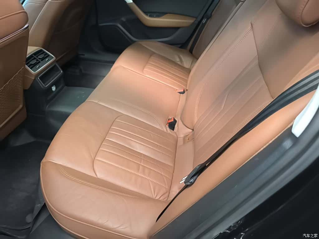 Audi A6L, 2021 13
