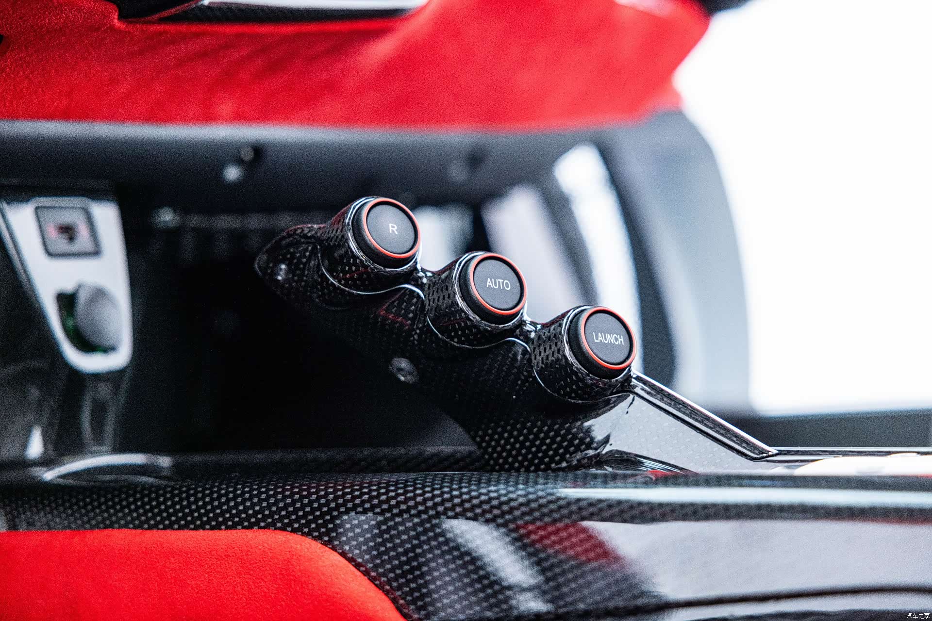 Ferrari LaFerrari, 2015 16