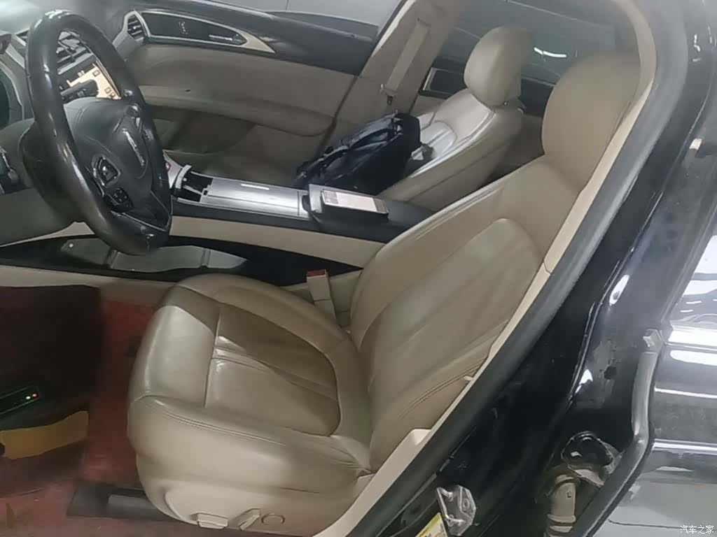 Lincoln MKZ, 2018 15