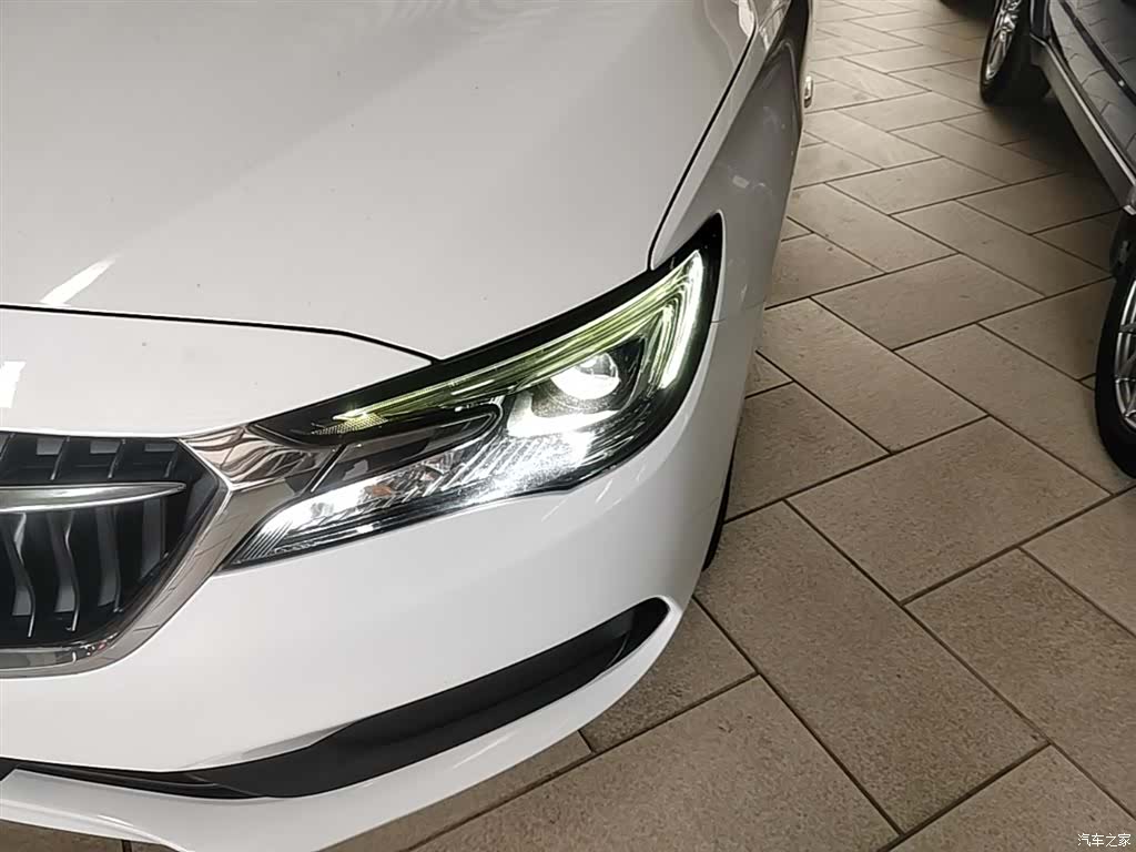 Buick GL6, 2019 24