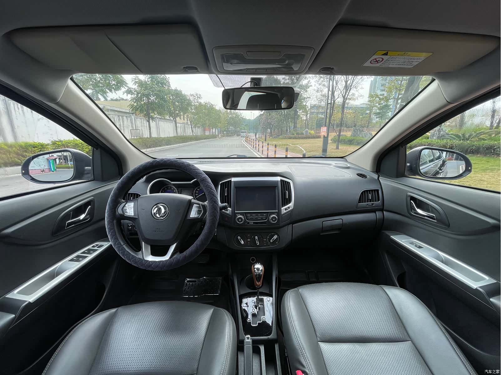 DongFeng AX3, 2016 16