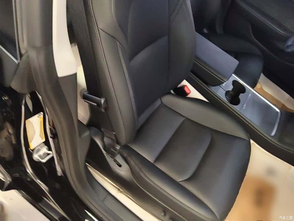 Tesla Model 3, 2023 25