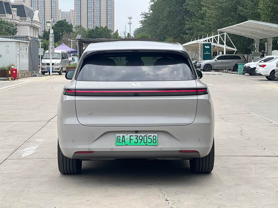 Li Auto Ideal L6