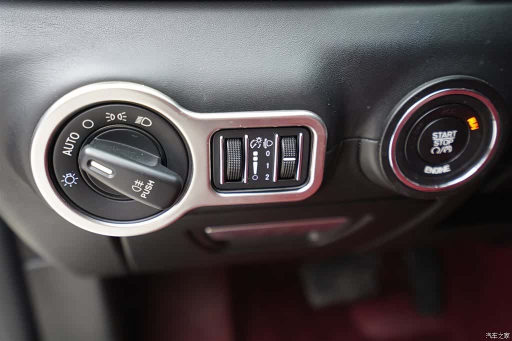 Maserati Ghibli, 2017 6