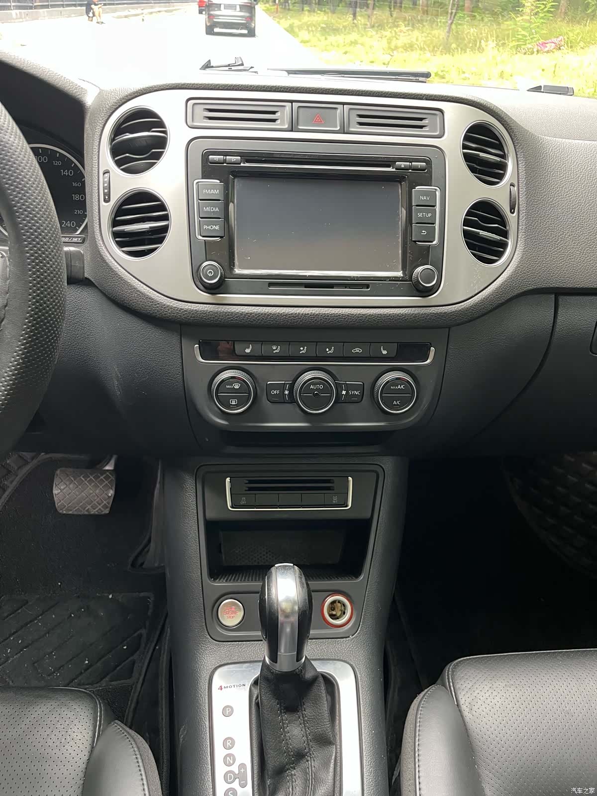 Volkswagen Tiguan, 2015 8