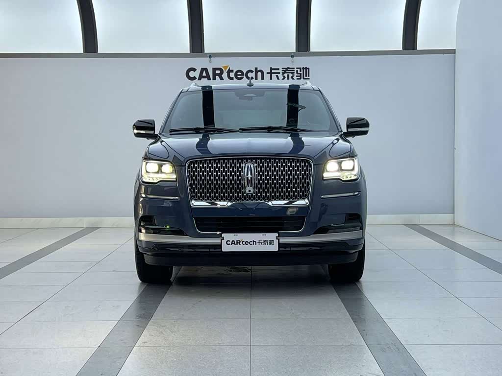 Lincoln Navigator
