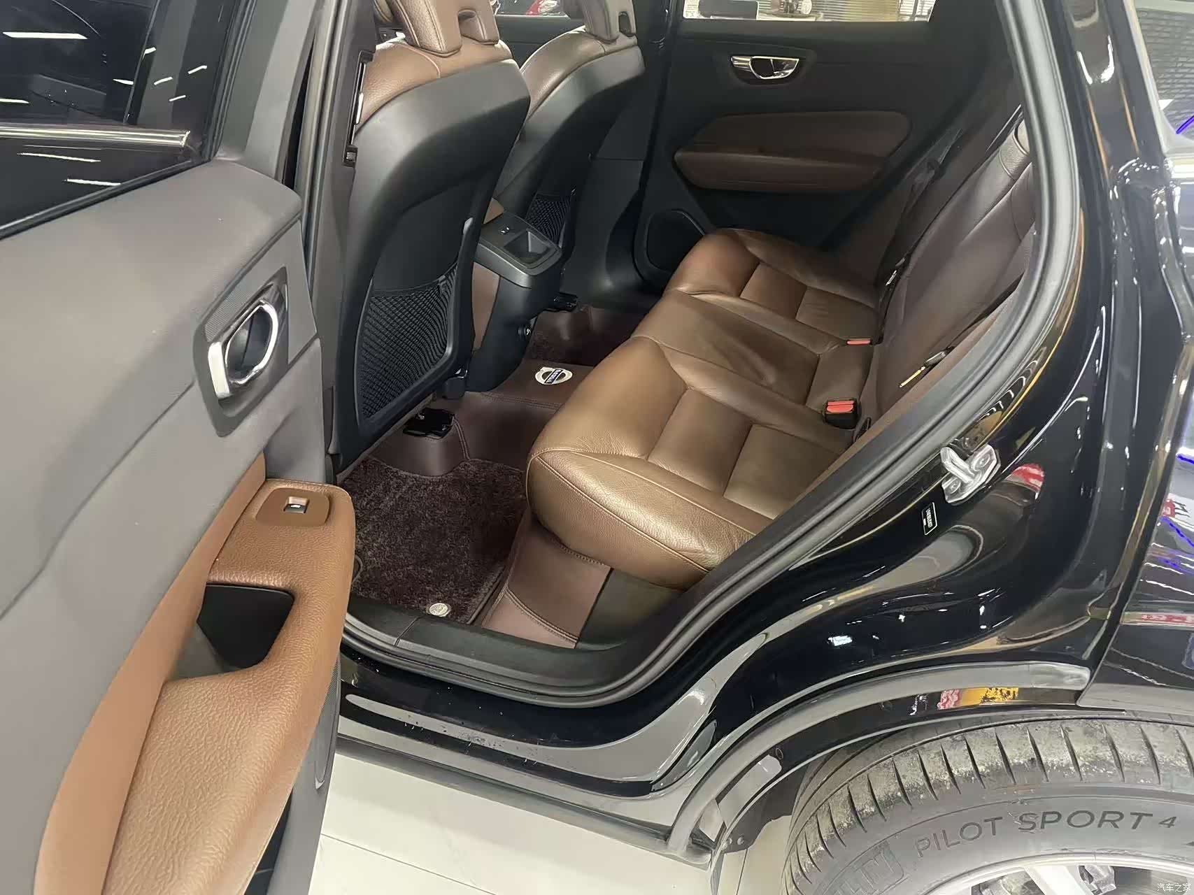 Volvo XC60, 2020 6