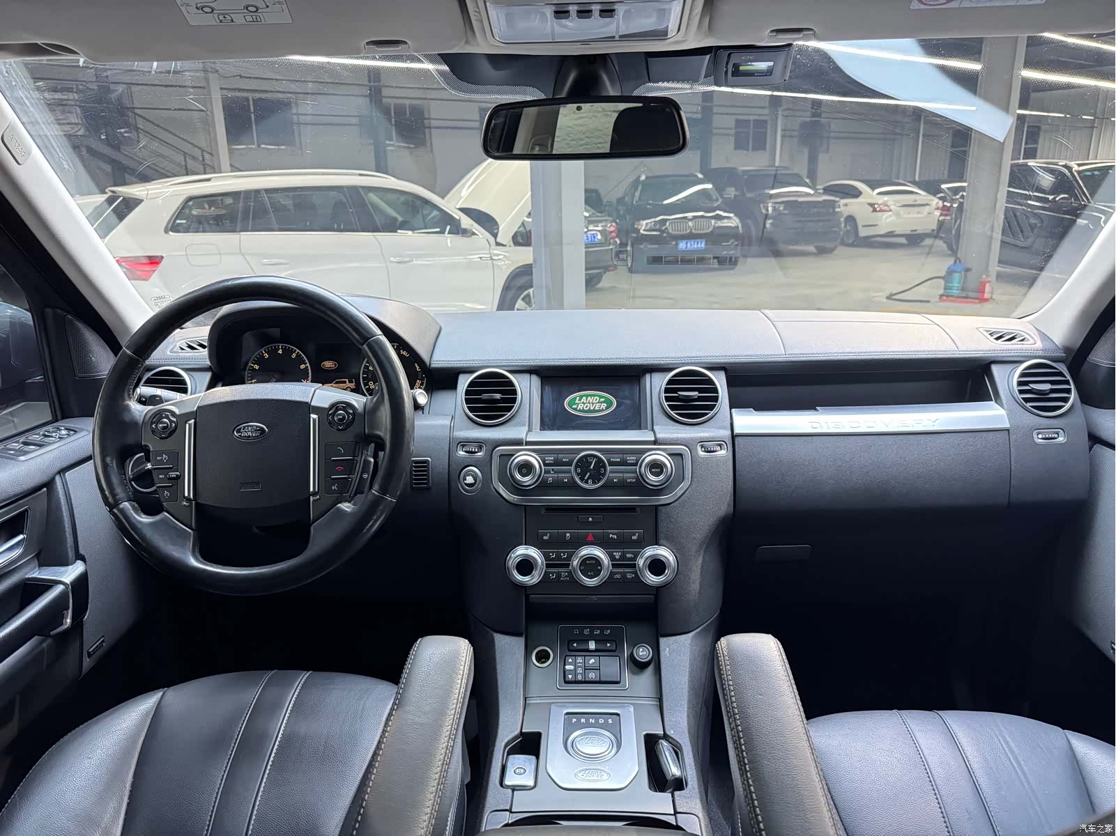 Land Rover Discovery, 2015 все фото