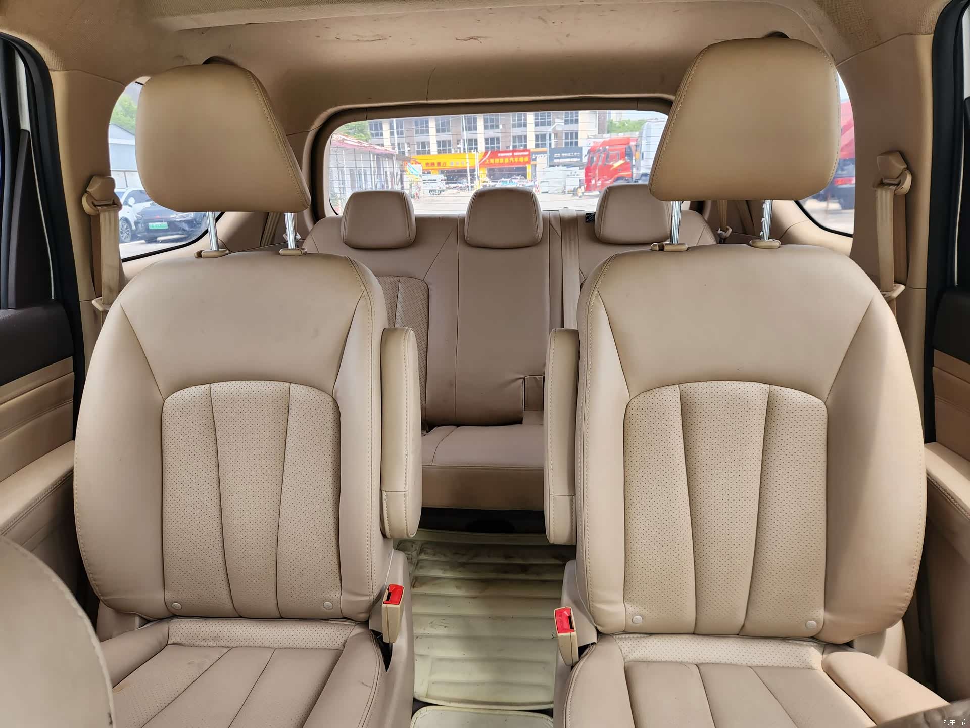 Wuling 730, 2015 12