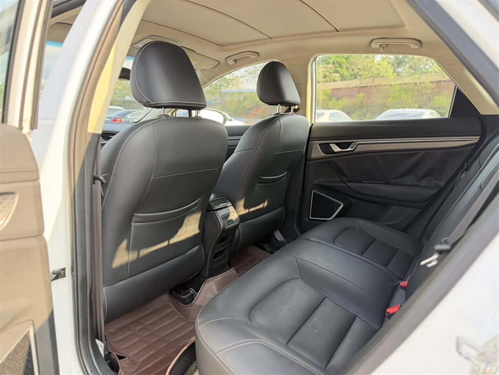 Geely Emgrand, 2017 18