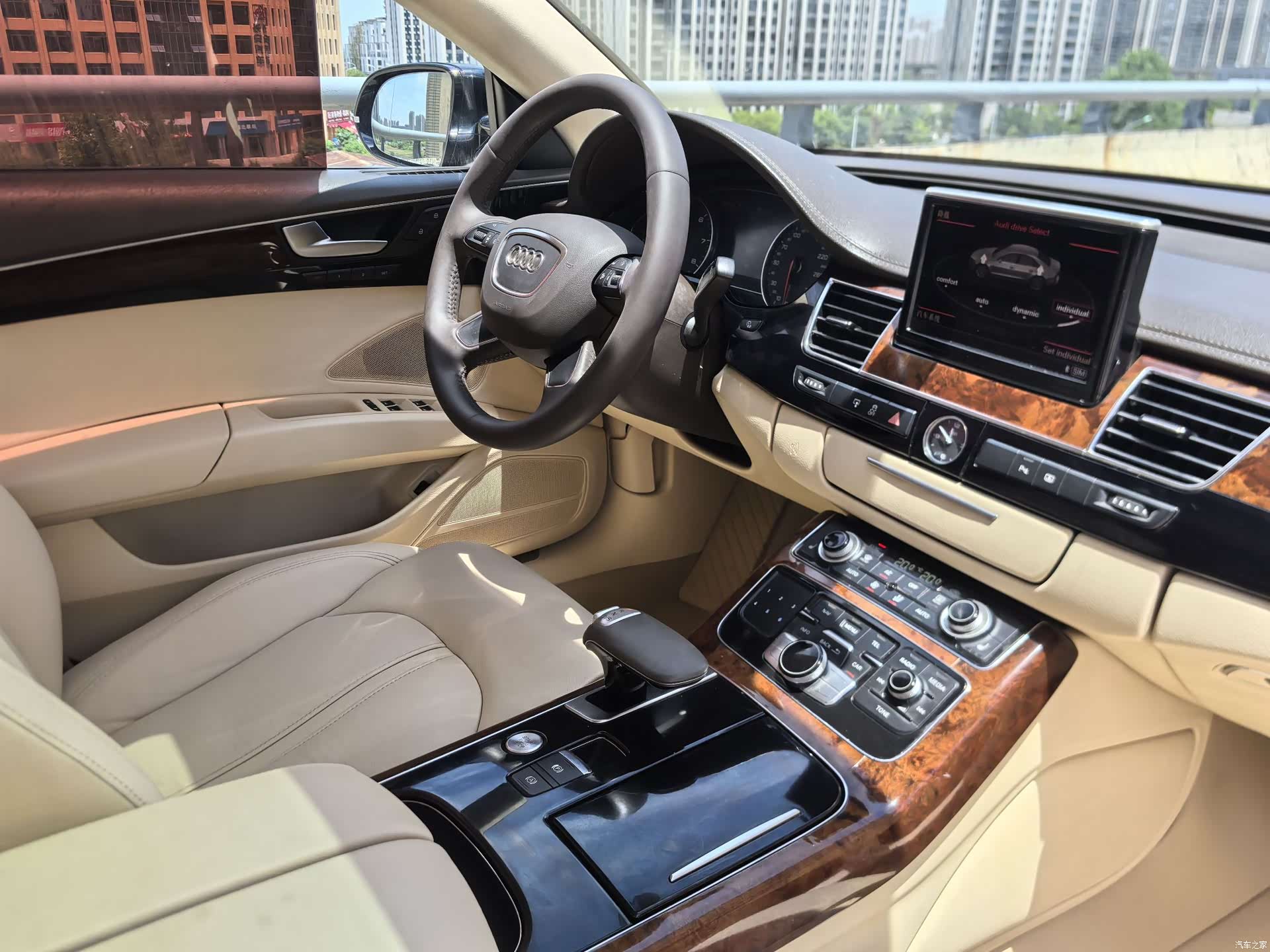 Audi A8L, 2011 47